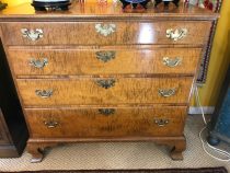18th c American Chippendale Tiger Maple Chest of Drawers